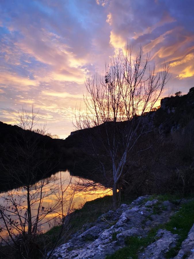 Gites Avec Grande Piscine Et Sa Terrasse Privative Bernis Dış mekan fotoğraf