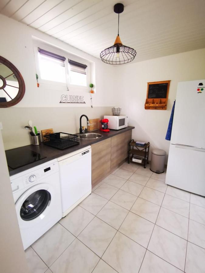 Gites Avec Grande Piscine Et Sa Terrasse Privative Bernis Dış mekan fotoğraf